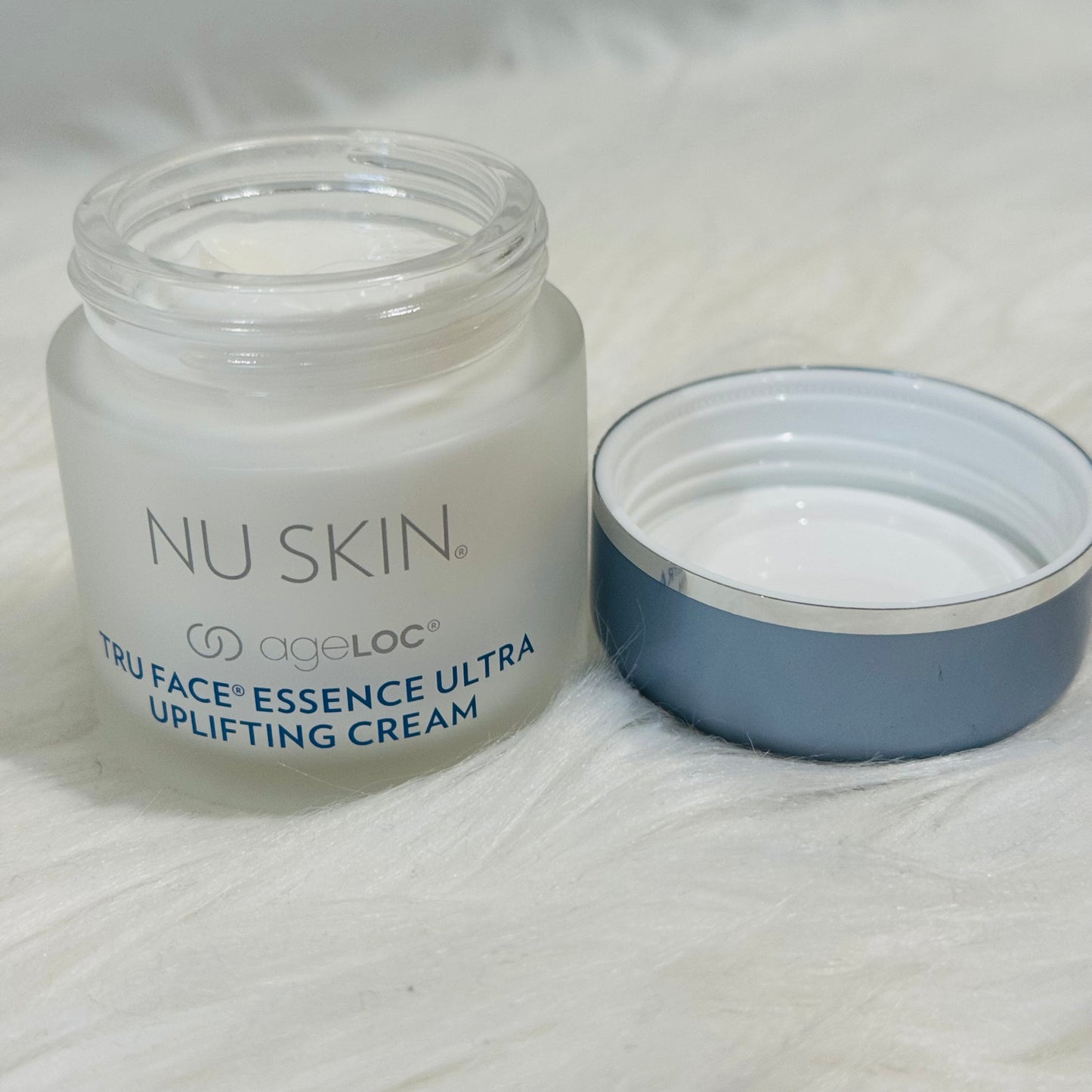 Nu Skin ageLoc Tru Face Essence Ultra Uplifting Cream | NuSkin AgeLoc